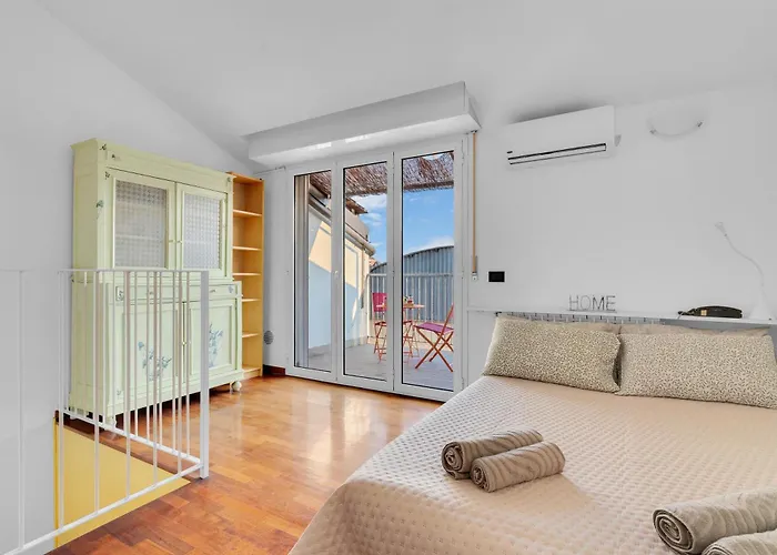 Appartamento Ug10 -isola-bicocca - - - *